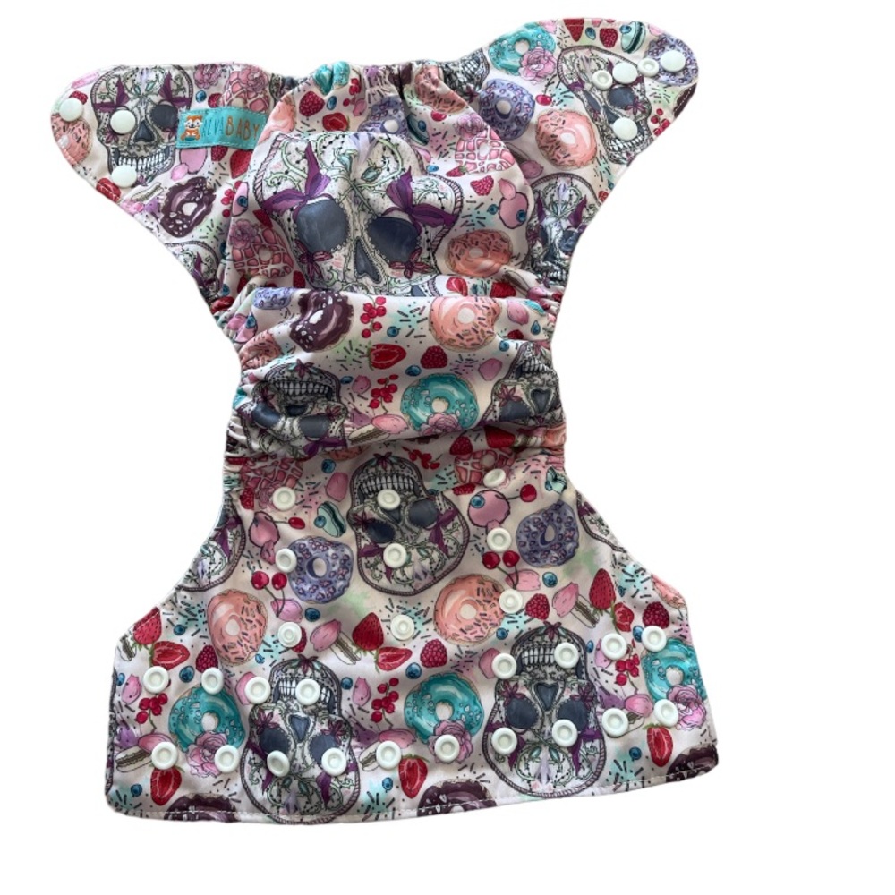 Alva Baby Skeleton & Donuts Cloth Diaper - Picture 3 of 4